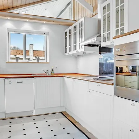 In Juelsminde With Kitchen Holiday home Sonderby (Midtjylland)